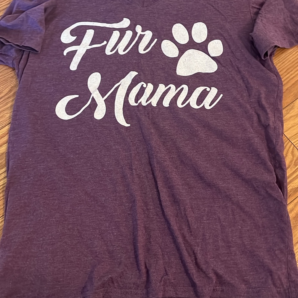 Maroon 'Fur Mama' T-Shirt